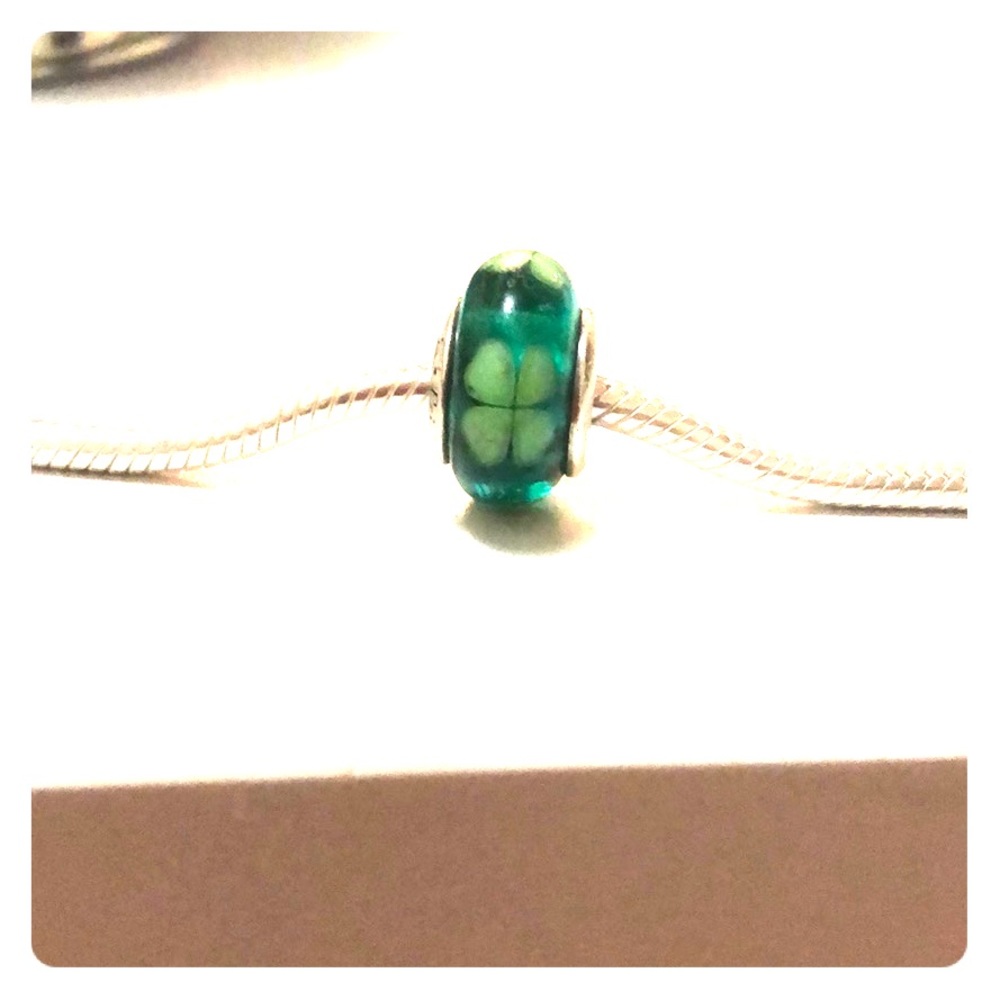 Shamrock Pandora Charm ☘️